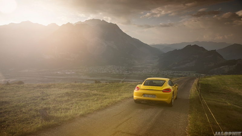 Illustration for article titled The Most Gorgeous Photos Of A Porsche Cayman You Will Ever See